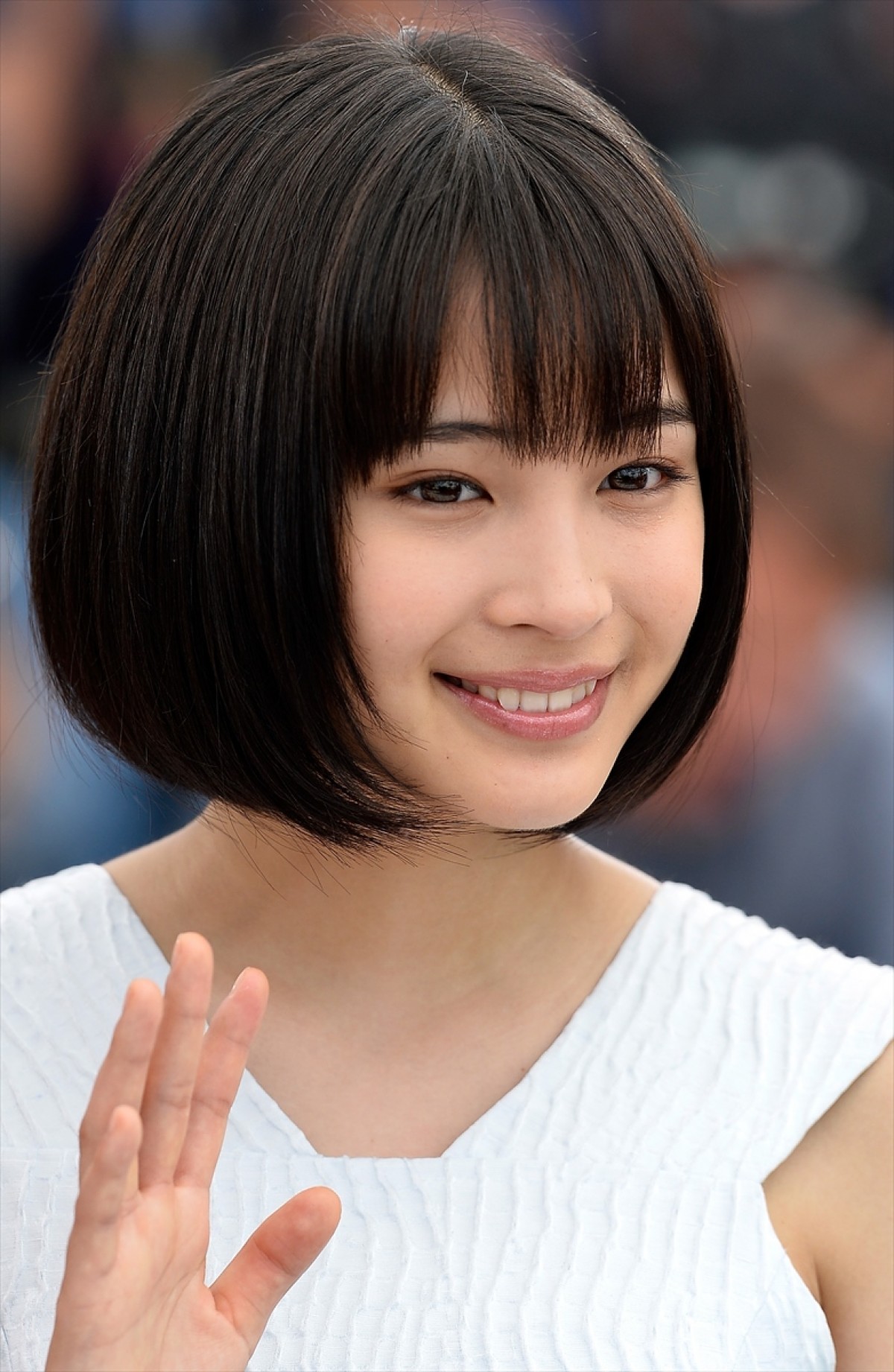 『海街diary』4姉妹、華やかなドレス姿でカンヌ魅了　上映後の拍手喝采に興奮