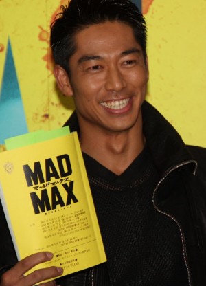 AKIRA、『マッドマックス 怒りのデス・ロード』アフレコ収録会にて