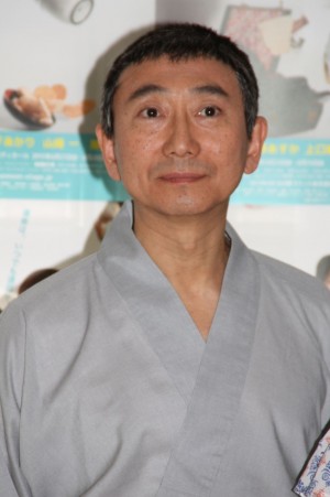 山崎一、舞台『ブルームーン』にて