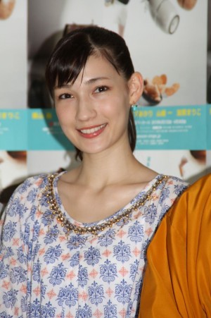 マイコ、舞台『ブルームーン』にて