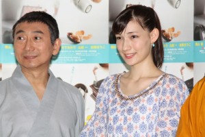 山崎一、マイコ、舞台『ブルームーン』にて