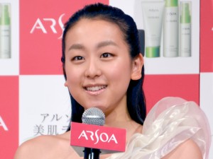浅田真央、「アルソア美肌ライン」新広告ビジュアル発表会にて