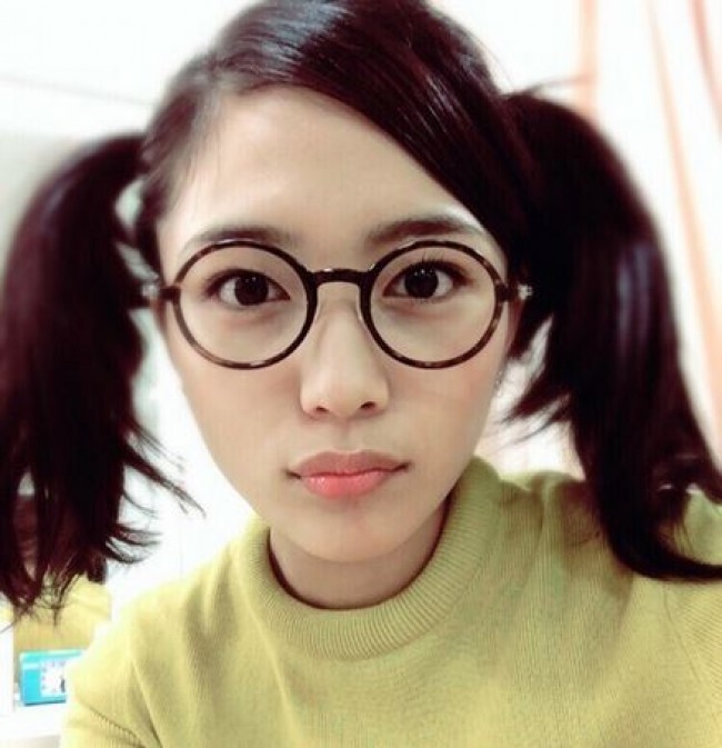 川口春奈、アラレちゃん風（？）スタイル披露