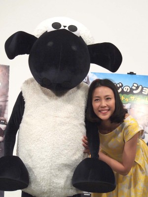 『映画 ひつじのショーン～バック・トゥ・ザ・ホーム～』テレビCM収録会見に登場した木村佳乃