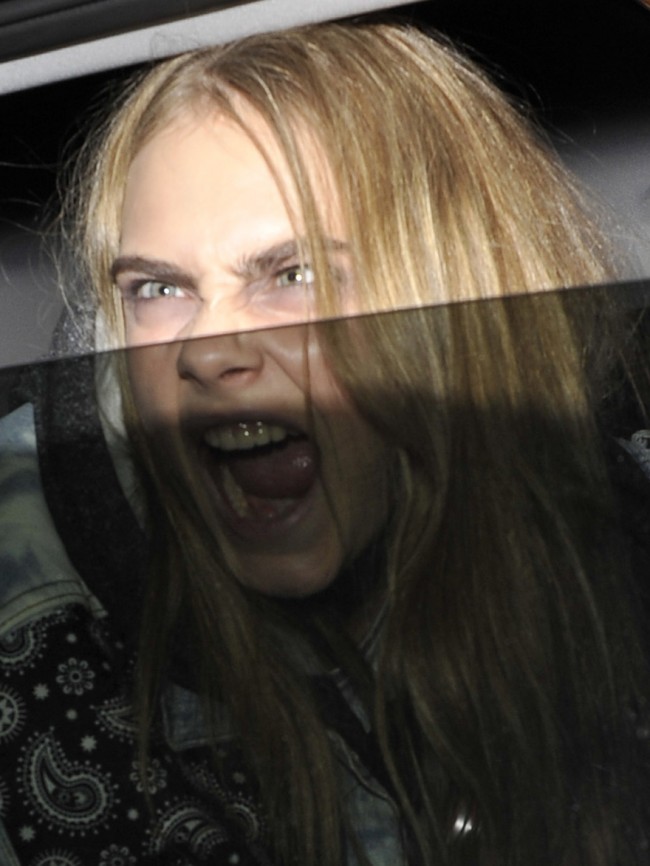 カーラ・デルヴィーニュ　Cara Delevingne