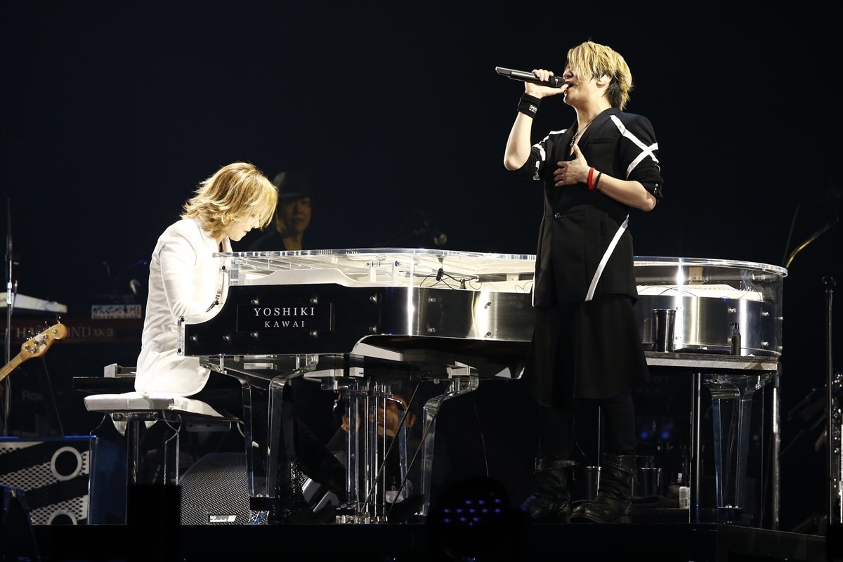 YOSHIKI、GLAYライブにサプライズ参戦！ GLAYファン全員で「We are X！」