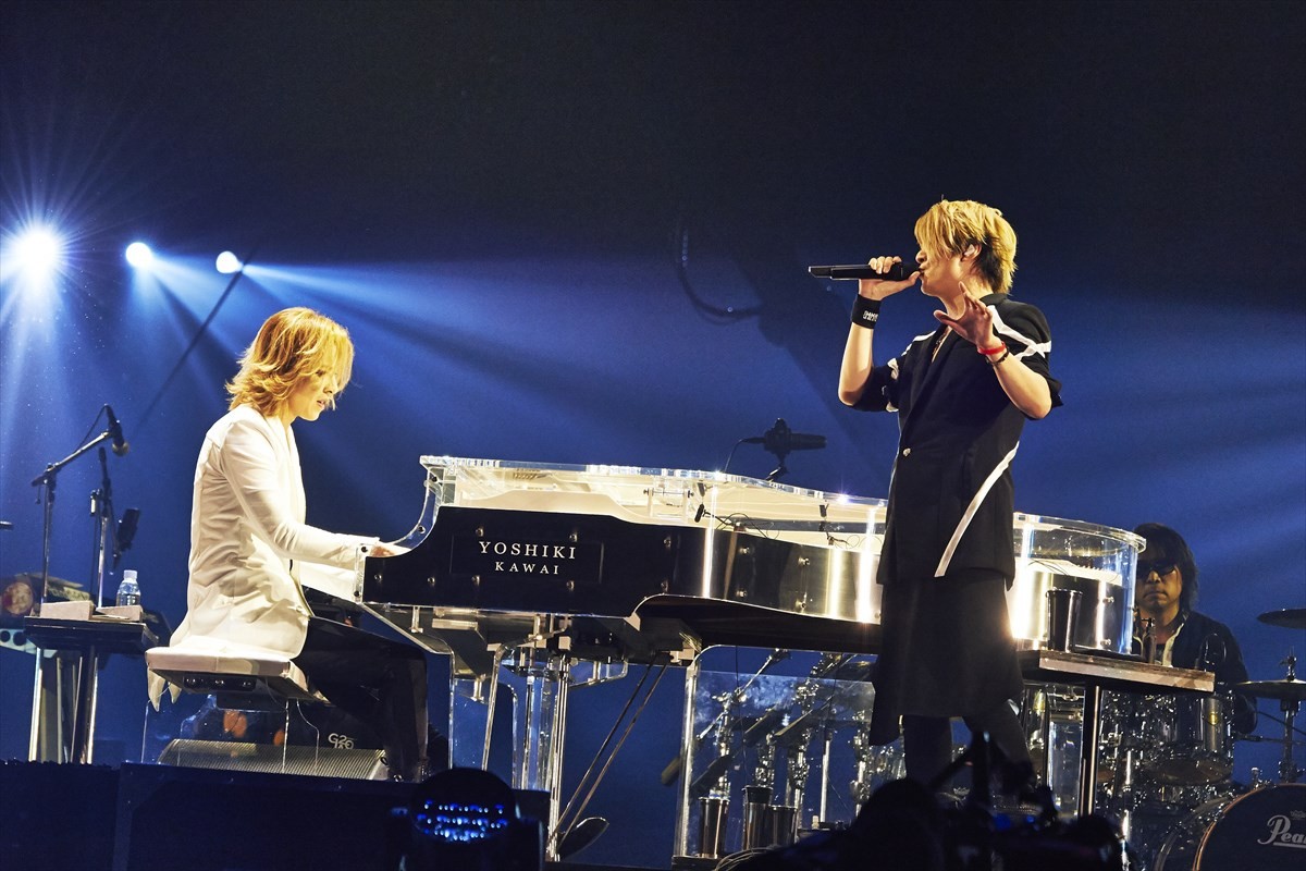 YOSHIKI、GLAYライブにサプライズ参戦！ GLAYファン全員で「We are X！」