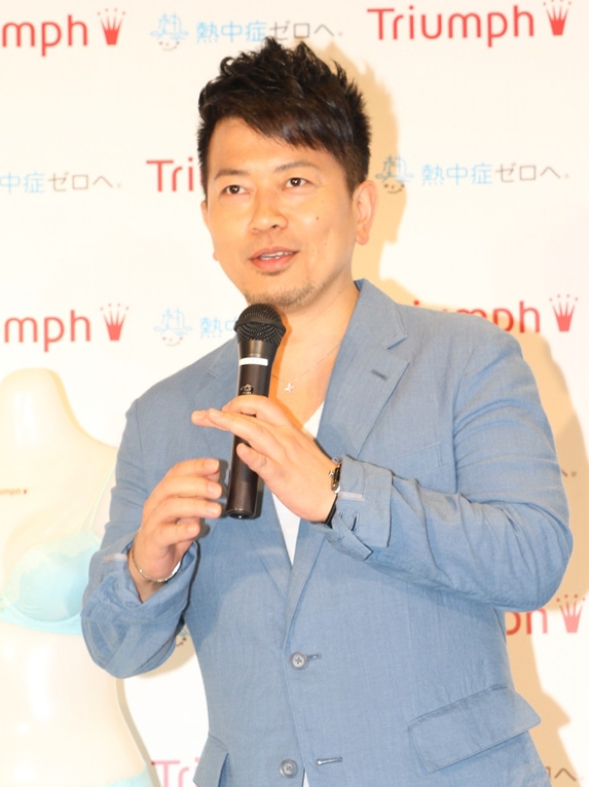 雨上がり・宮迫博之、下着美女に大テレ「ガン見するのはさまぁーずの三村さんくらい」