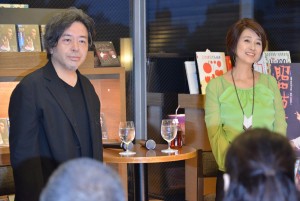 『昭和枯れすすき』発売記念トークショーに出席した樋口尚文、秋吉久美子