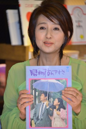 『昭和枯れすすき』発売記念トークショーに出席した秋吉久美子