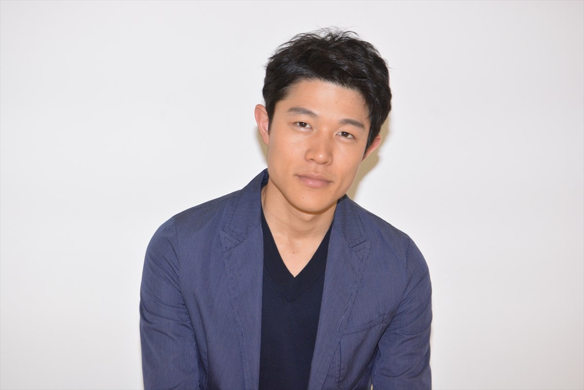 鈴木亮平「僕はすごく不器用」 変幻自在の俳優が人一倍努力するワケ