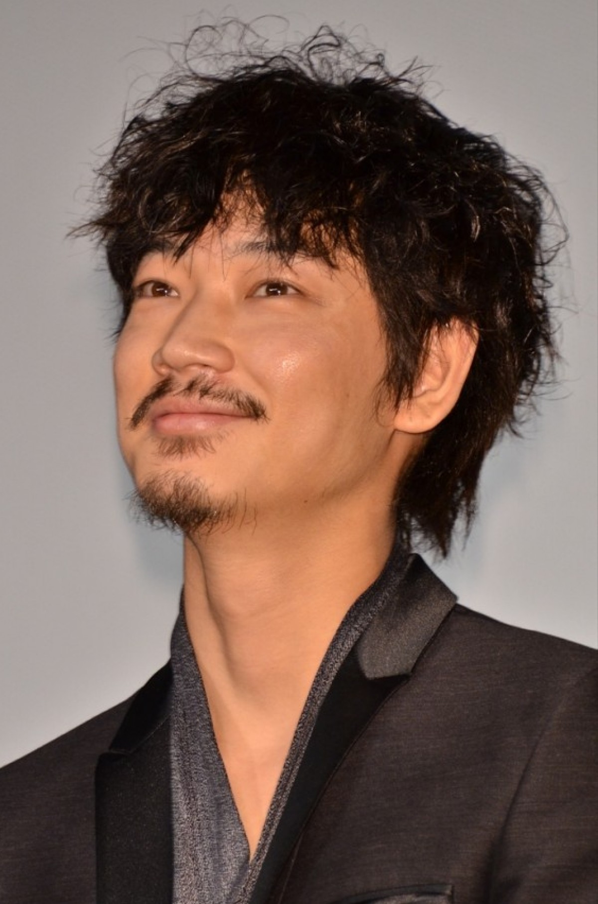 綾野剛、オネエ疑惑っぷりを暴露される