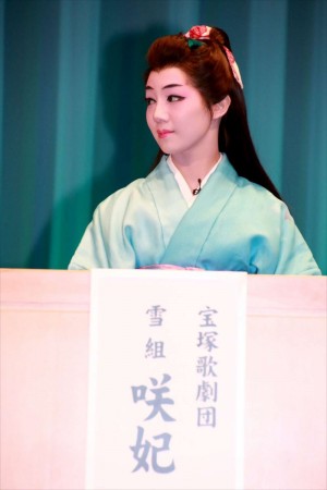 咲妃みゆ 、雪組公演『星逢一夜』『La Esmeralda』制作発表会にて