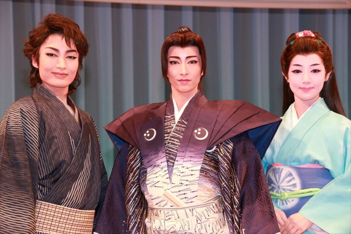 早霧せいな、オリジナル2本立てに自信「一度で二度美味しい舞台です！」