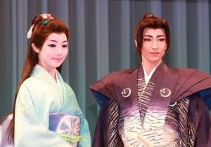 雪組公演『星逢一夜』『La Esmeralda』制作発表会の様子