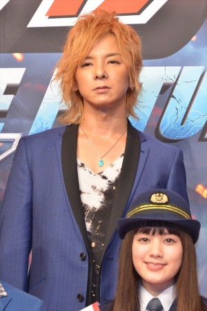 製作発表会見に登場した松岡充