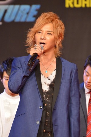 製作発表会見に登場した松岡充