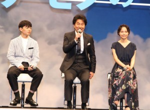 『バケモノの子』完成披露会見の様子