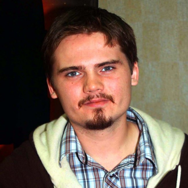 プロフィール用　ジェイク・ロイド　Jake Lloyd