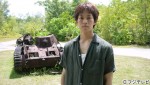 ドキュメンタリー番組『私たちに戦争を教えてください』に出演する松坂桃李