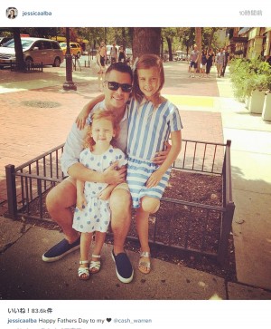 ジェシカ・アルバ、夫キャッシュ・ウォーレンと子供たちの写真を投稿