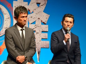 『天空の蜂』完成披露報告会に出席した江口洋介、本木雅弘