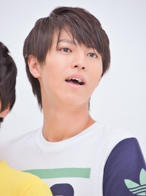 『サイドライン』メディア取材に応じた「超特急」