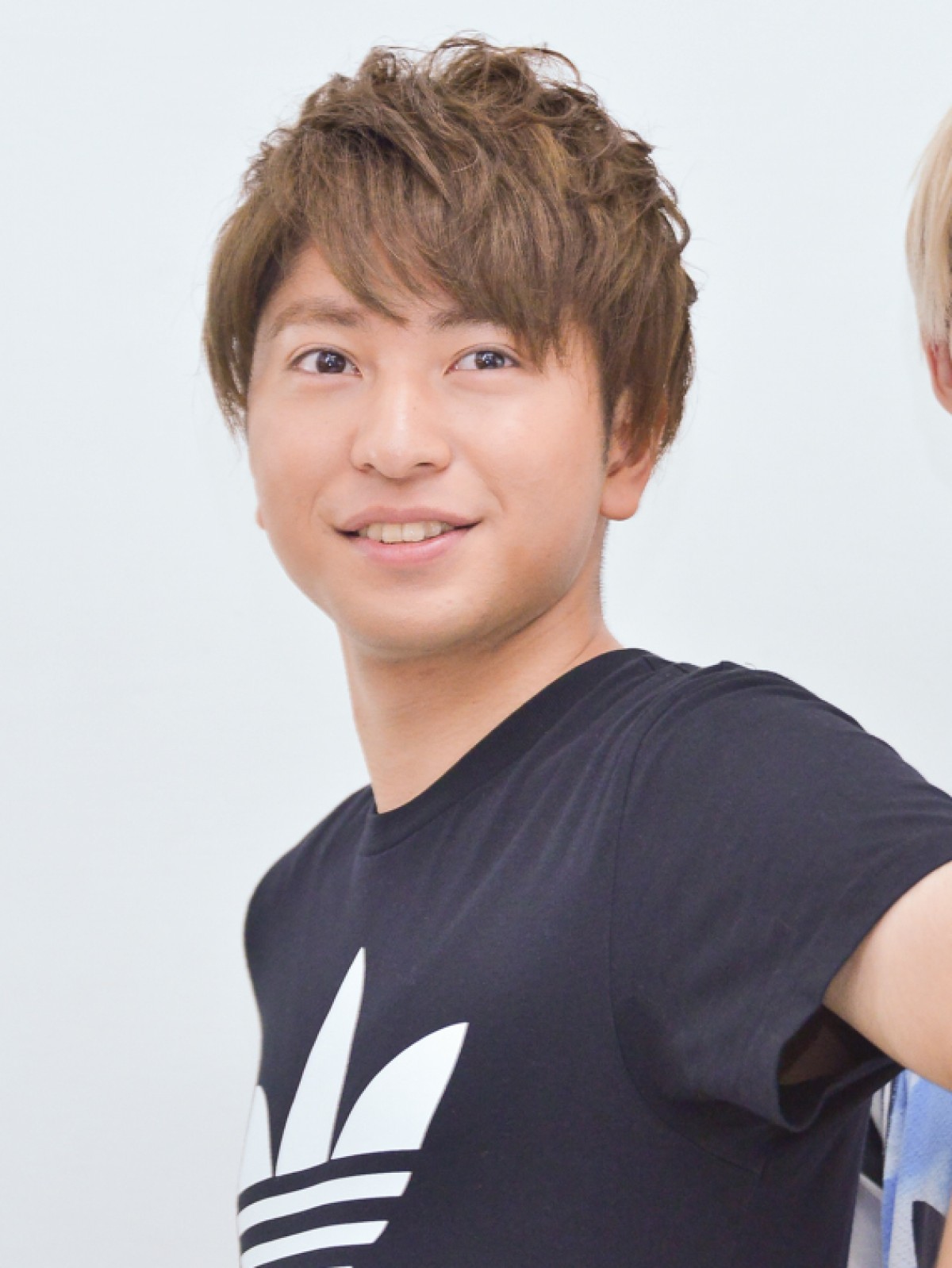 「超特急」長編映画初主演、男子チアリーディングに挑戦！ 撮影初日に激怒される!?