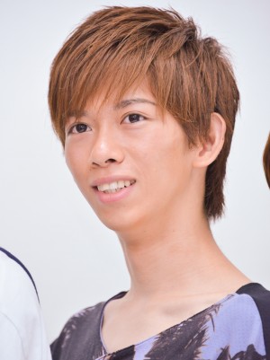 『サイドライン』メディア取材に応じた「超特急」