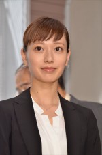 戸田恵梨香、『リスクの神様』制作発表会見にて