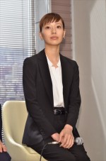 戸田恵梨香、『リスクの神様』制作発表会見にて