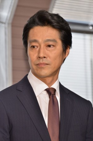 堤真一、『リスクの神様』制作発表会見にて