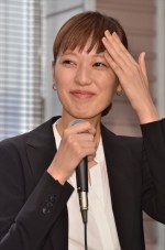 戸田恵梨香、『リスクの神様』制作発表会見にて