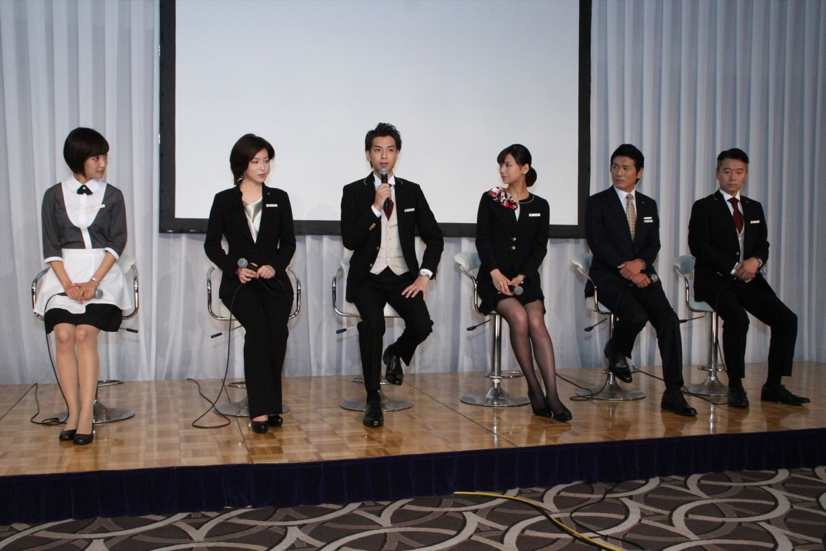 三浦翔平、本田翼との交際を否定せず 「事務所の人に聞いて」