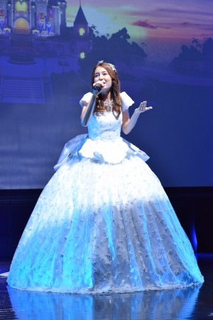 『ディズニー マジックキャッスル マイ・ハッピー・ライフ2』新商品発表会に登場したMay J.