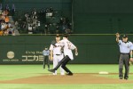 「巨人対ヤクルト戦」始球式に登場した本郷奏多