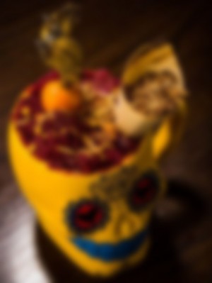 幼虫たっぷりカクテル!? トップバーテンダーが新しい味覚を追求したらこうなった