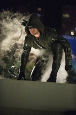 『ARROW／アロー』サード・シーズンは、現在デジタル配信中