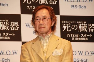 武田鉄矢、『連続ドラマＷ 死の臓器』舞台挨拶にて
