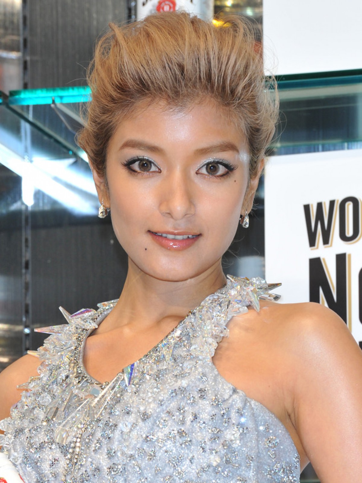 ローラ、腕前はホンモノ！オペラの一節で美声を披露　「すごい」出演者圧倒