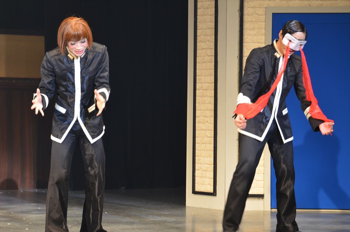 木村了、舞台『帝一の國』第二章開幕！ 歌に踊りに土下座で…魅了