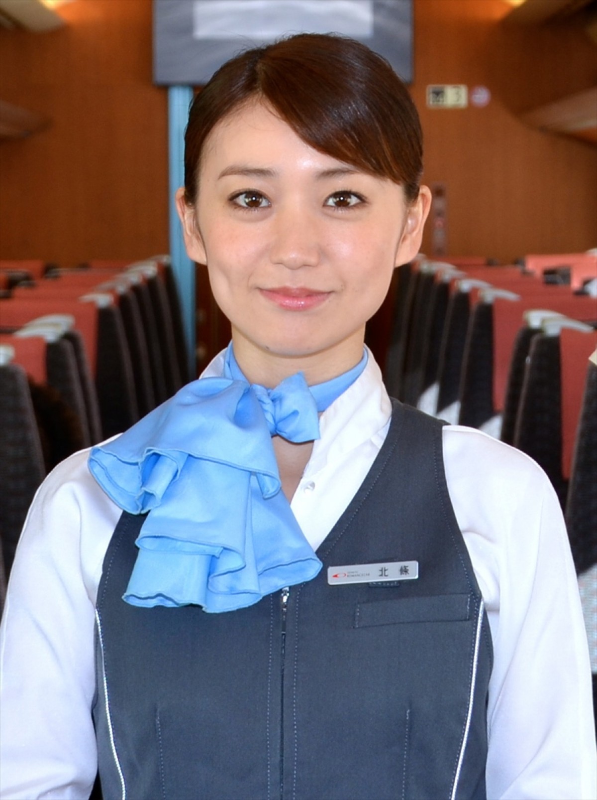 大島優子、ロマンスカーのアテンダント姿披露　次に着たい制服は「工事現場の作業員」