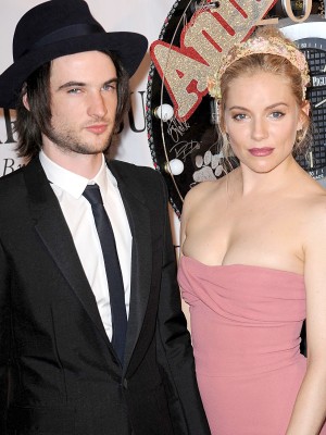 シエナ・ミラー＆トム・スターリッジ