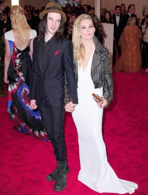 シエナ・ミラー＆トム・スターリッジ