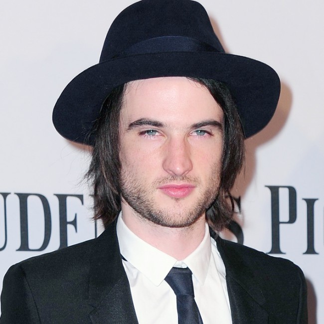 プロフィール用　トム・スターリッジ、Tom Sturridge