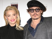 愛犬を無許可で連れ込んだ件でオーストラリア当局によって正式に起訴されたというアンバー・ハード