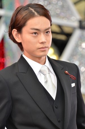 菅田将暉、『民王』組閣発表イベントに登場　
