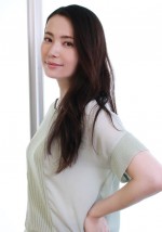 初エッセイ集「文集」を発表した女優のミムラ