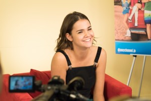 『ティーン・ビーチ 2』マイア・ミッチェル来日取材の様子