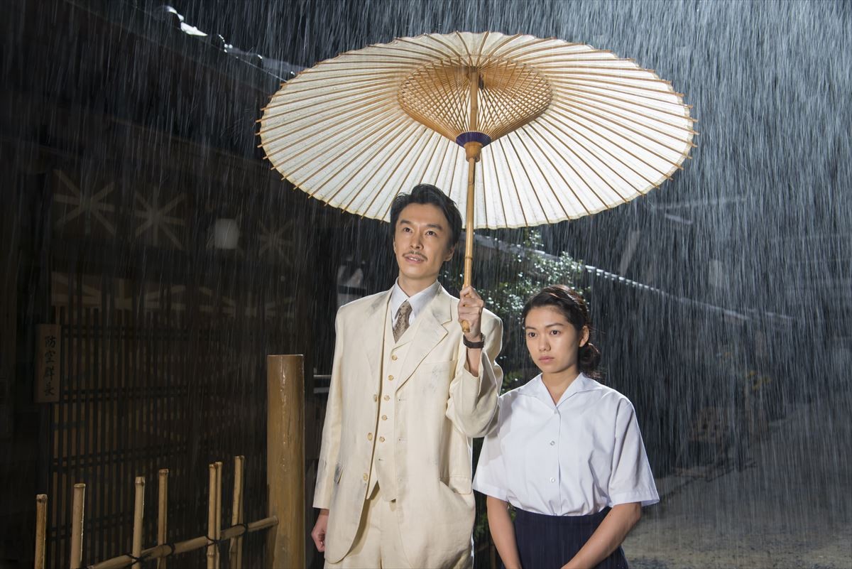 『この国の空』二階堂ふみ＆長谷川博己、官能シーン解禁！著名人から絶賛の声多数